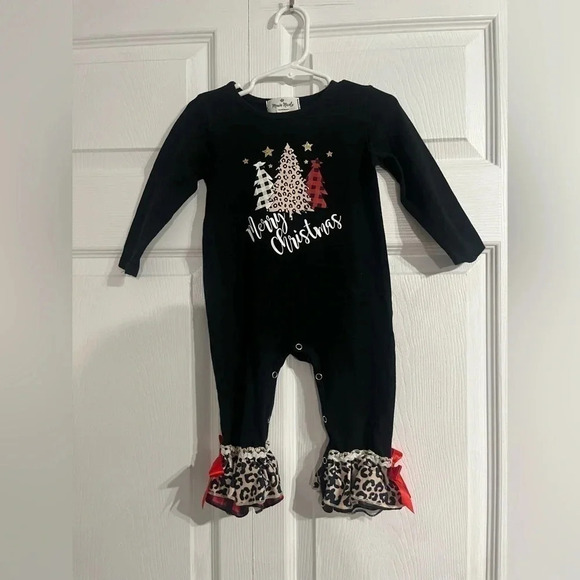 Marie Nicole 12-18month Christmas Outfit - Picture 2 of 5